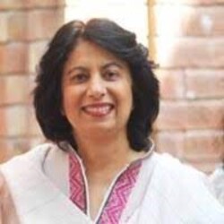 3. Dr. Saira Farooqi